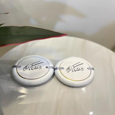 مبخرة دائرية مع الثيم